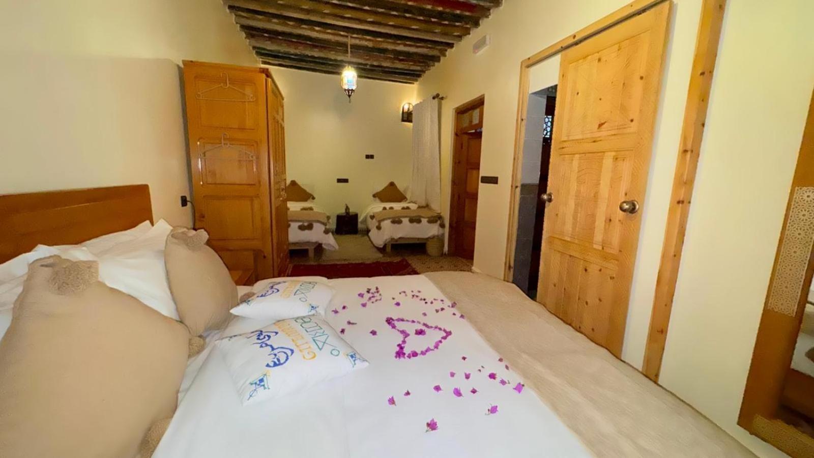 Gite Marbie Maison Rurale, Une Experience Naturelle Unique, Au Coeur Du Moyen Atlas, Maroc Kasba Tibouda Ngoại thất bức ảnh